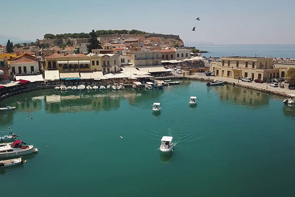 Video: Manousakis Marine rental boats departing from Venetian harbour (Drone view)